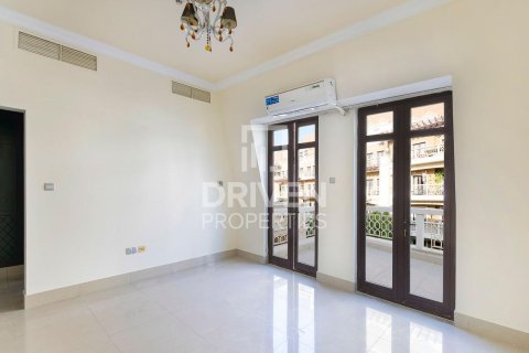 Townhouse in District 10, Jumeirah Village Circle, Dubai 4 bedrooms, 170.29 sq.m. № 135881 - photo 15