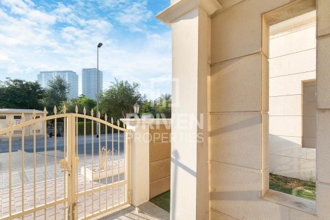Townhouse in District 10, Jumeirah Village Circle, Dubai 4 bedrooms, 170.29 sq.m. № 135881 - photo 22