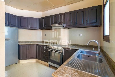 Townhouse in District 10, Jumeirah Village Circle, Dubai 4 bedrooms, 170.29 sq.m. № 135881 - photo 16
