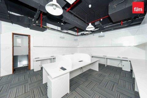 Office in Business Bay, Dubai 269 sq.m. № 139295 - photo 2