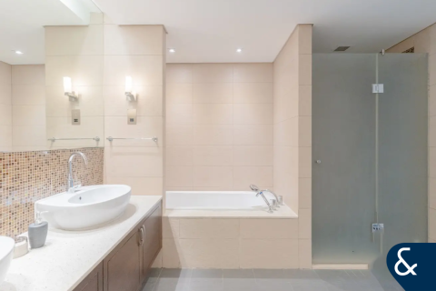 Купить квартиру в Пальме Джумейре, Дубай: 3 спальни, 227м², № 99084 - фото 18