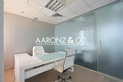 Oficina en Jumeirah Lake Towers, Dubai, 86 m², № 56143 - foto 7