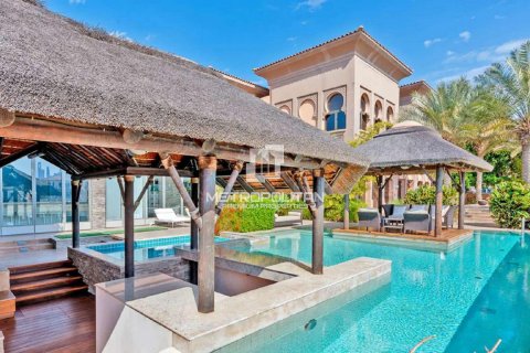 Villa en Signature Villas, Palm Jumeirah, Dubai, 5 dormitorios, 1525 m², № 7402 - foto 2