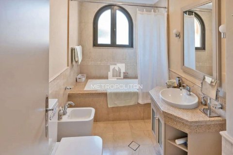 Villa en Signature Villas, Palm Jumeirah, Dubai, 5 dormitorios, 1525 m², № 7402 - foto 13