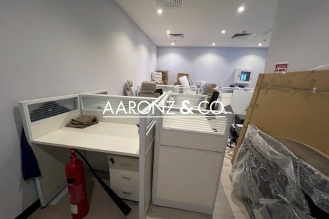 Bureau à Jumeirah Lake Towers, Dubai, 96.5 m², № 78459 - photo 4