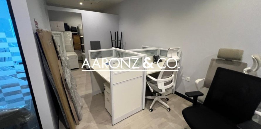 Bureau à Jumeirah Lake Towers, Dubai, 96.5 m², № 78459
