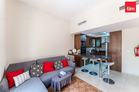 Снять в аренду таунхаус в Дубае: 4 спальни, 388.7м², № 110731 - фото 9