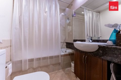 Снять в аренду таунхаус в Дубае: 4 спальни, 388.7м², № 110731 - фото 23
