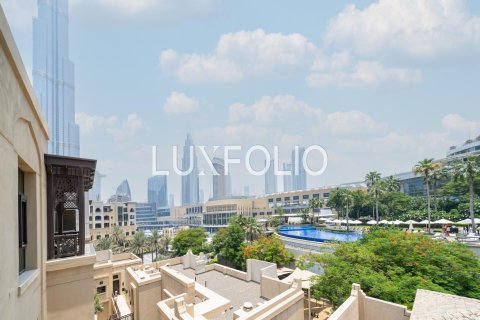 Apartment in Downtown Dubai (Downtown Burj Dubai), Dubai 2 bedrooms, 145 sq.m. № 45736 - photo 22