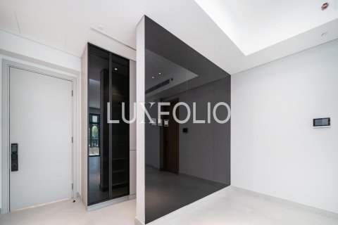 Apartment in Downtown Dubai (Downtown Burj Dubai), Dubai 2 bedrooms, 145 sq.m. № 45736 - photo 19