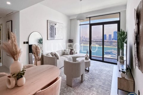 Apartamento en EMAAR Beachfront, Dubai Harbour, Dubai, 2 dormitorios, 111 m², № 45735 - foto 1