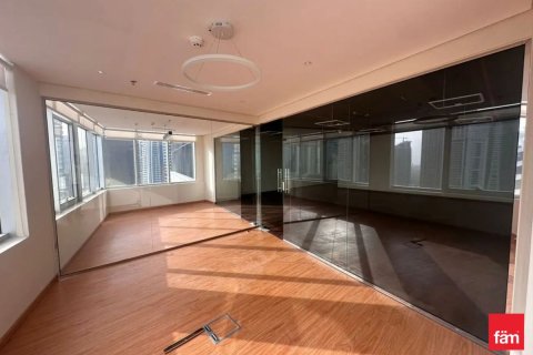 Oficina en Dubai, 117.7 m², № 67614 - foto 2