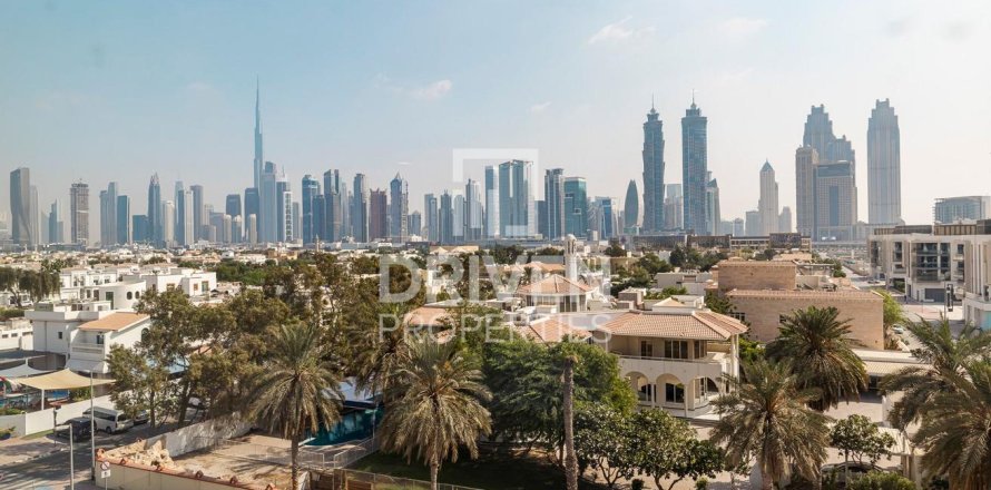 Apartamento en Al Wasl, Dubai, 1 dormitorio, 87 m², № 64666