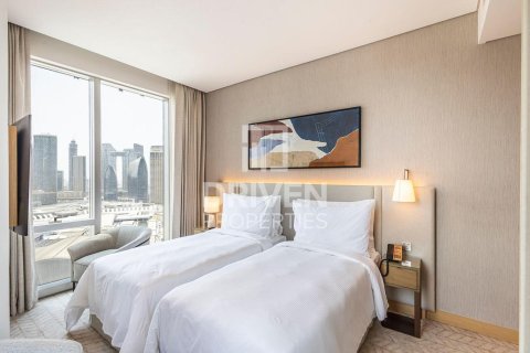 Apartamento en Vida Residences Dubai Mall, Downtown Dubai (Downtown Burj Dubai), Dubai, 2 dormitorios, 101.54 m², № 128593 - foto 12