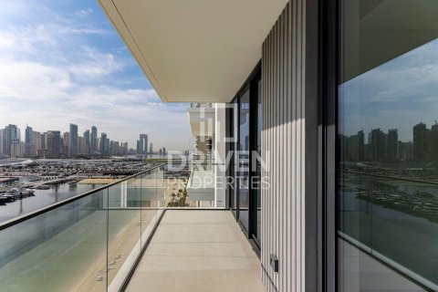 Apartment in EMAAR Beachfront, Dubai Harbour, Dubai 2 bedrooms, 115.66 sq.m. № 128597 - photo 22