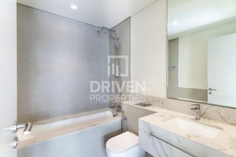 Apartment in EMAAR Beachfront, Dubai Harbour, Dubai 2 bedrooms, 115.66 sq.m. № 128597 - photo 10