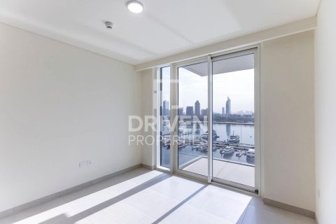 Apartment in EMAAR Beachfront, Dubai Harbour, Dubai 2 bedrooms, 115.66 sq.m. № 128597 - photo 7
