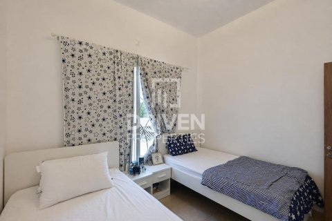 Villa in Dubai Silicon Oasis, Dubai 3 bedrooms, 311.97 sq.m. № 128594 - photo 8