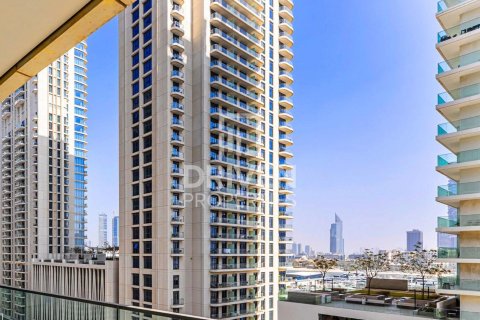 Apartment in EMAAR Beachfront, Dubai Harbour, Dubai 1 bedroom, 68.93 sq.m. № 128595 - photo 4