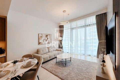 Apartment in EMAAR Beachfront, Dubai Harbour, Dubai 1 bedroom, 68.93 sq.m. № 128595 - photo 3