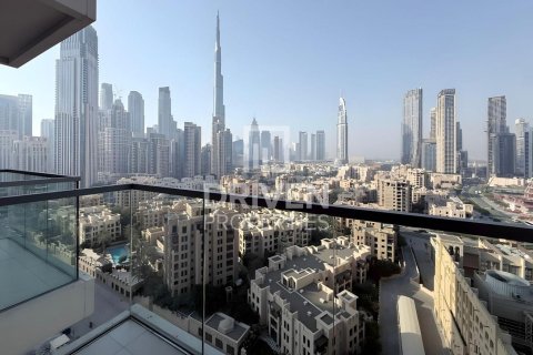 Apartment in Bellevue Towers, Downtown Dubai (Downtown Burj Dubai), Dubai 2 bedrooms, 119.75 sq.m. № 128603 - photo 12
