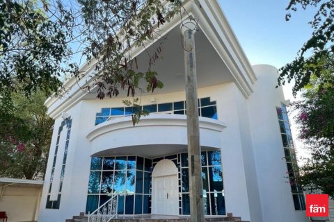 Villa en Mirdif, Dubai, 5 dormitorios, 1393.5 m², № 60404 - foto 2