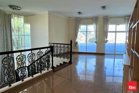 Villa en Mirdif, Dubai, 5 dormitorios, 1393.5 m², № 60404 - foto 10