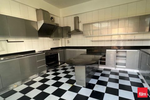 Villa en Mirdif, Dubai, 5 dormitorios, 1393.5 m², № 60404 - foto 13