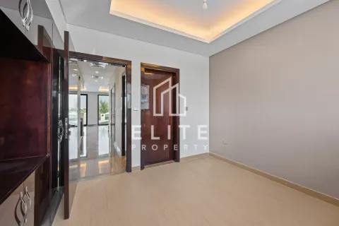Townhouse in Silver Springs, DAMAC Hills (Akoya by DAMAC), Dubai 4 bedrooms, 316 sq.m. № 60083 - photo 7