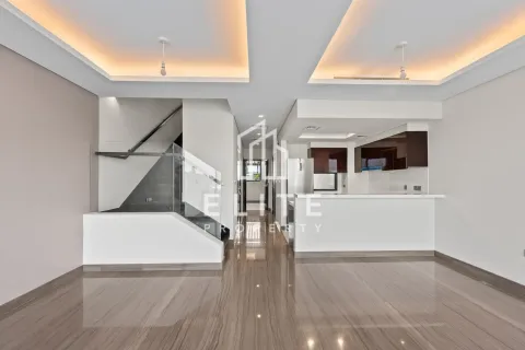 Townhouse in Silver Springs, DAMAC Hills (Akoya by DAMAC), Dubai 4 bedrooms, 316 sq.m. № 60083 - photo 13