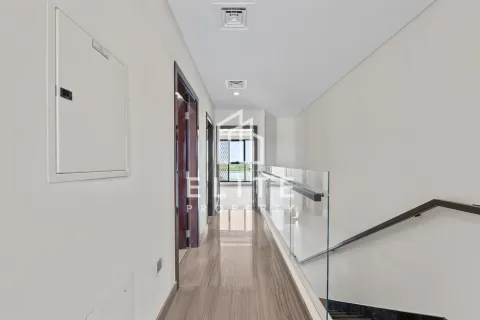 Townhouse in Silver Springs, DAMAC Hills (Akoya by DAMAC), Dubai 4 bedrooms, 316 sq.m. № 60083 - photo 14