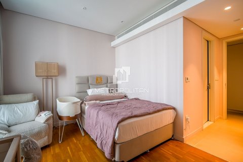 Apartment in Bluewaters Residences, Bluewaters, Dubai 3 bedrooms, 198 sq.m. № 14923 - photo 20