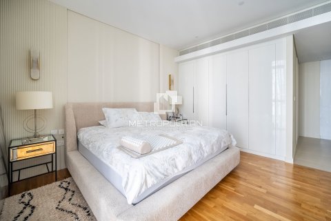 Apartment in Bluewaters Residences, Bluewaters, Dubai 3 bedrooms, 198 sq.m. № 14923 - photo 18