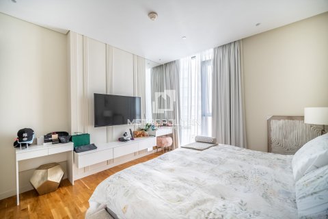 Apartment in Bluewaters Residences, Bluewaters, Dubai 3 bedrooms, 198 sq.m. № 14923 - photo 13