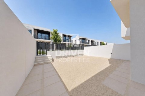 Townhouse in Jebel Ali, Dubai 3 bedrooms, 240.62 sq.m. № 129370 - photo 4