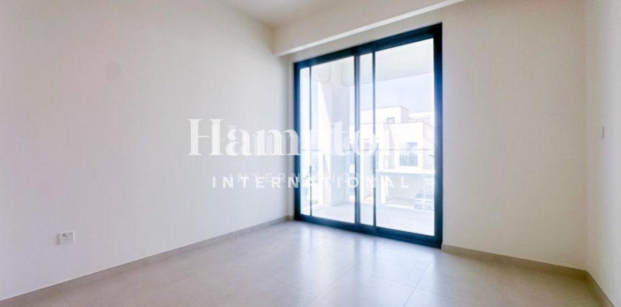 Villa in Arabian Ranches 3, Dubai 4 bedrooms, 449.743 sq.m. № 64560