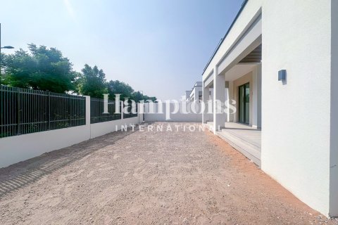 Villa in Arabian Ranches 3, Dubai 4 bedrooms, 449.74342300 sq.m. № 64560 - photo 7