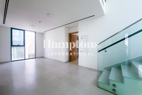 Villa in Arabian Ranches 3, Dubai 4 bedrooms, 449.74342300 sq.m. № 64560 - photo 8