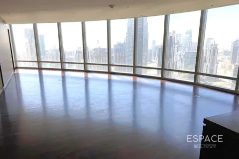 Apartment in Downtown Dubai (Downtown Burj Dubai), Dubai 2 bedrooms, 165 sq.m. № 123050 - photo 2