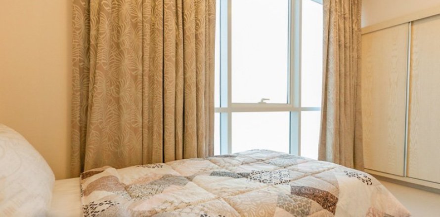 Appartement à Jumeirah Beach Residence, Dubai, 2 chambres, № 30733