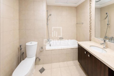 Apartment in Business Bay, Dubai 2 bedrooms, 119.19 sq.m. № 138821 - photo 18