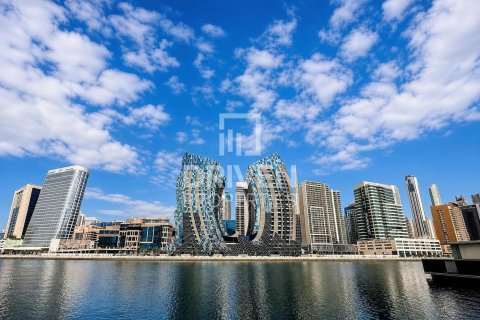 Apartment in Business Bay, Dubai 2 bedrooms, 119.19 sq.m. № 138821 - photo 9