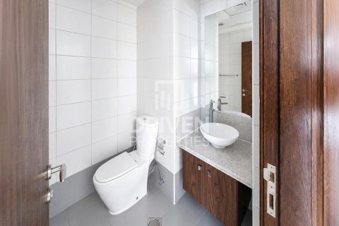 Apartment in Business Bay, Dubai 2 bedrooms, 119.19 sq.m. № 138821 - photo 17