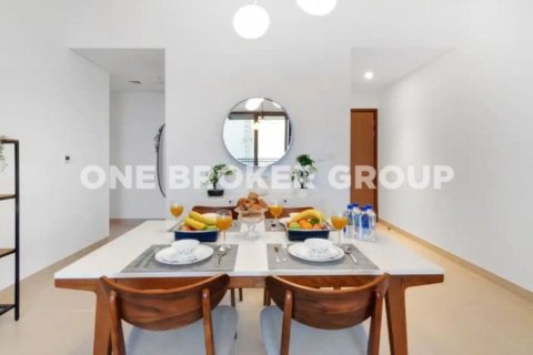 Apartamento en 52-42 (FIFTY TWO FORTY TWO TOWER) en Dubai Marina, Dubai, 2 dormitorios, 103.8 m², № 30465 - foto 3
