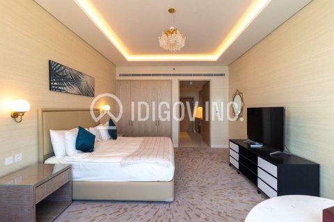 Снять в аренду квартиру в Пальме Джумейре, Дубай: студию, 49м², № 59320 - фото 3
