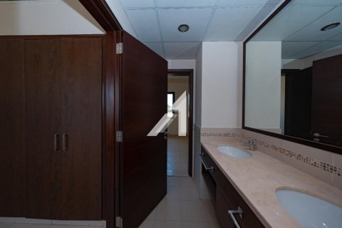Villa in Mira, Dubai 3 bedrooms, 278.4 sq.m. № 58775 - photo 21