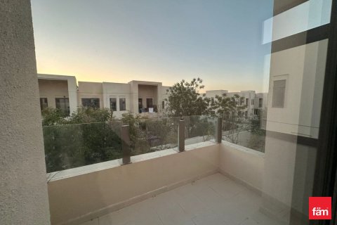 Villa in Reem, Dubai 4 bedrooms, 326.6 sq.m. № 58782 - photo 12