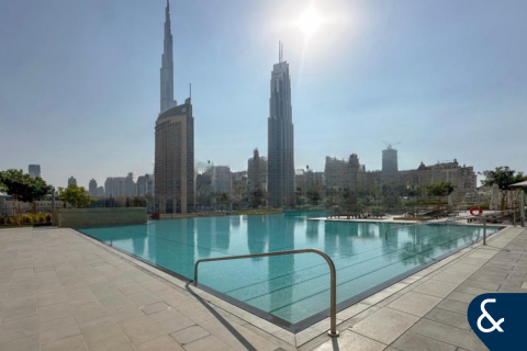 Apartment in Downtown Dubai (Downtown Burj Dubai), Dubai 2 bedrooms, 100 sq.m. № 76544 - photo 1