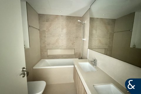 Apartment in Downtown Dubai (Downtown Burj Dubai), Dubai 2 bedrooms, 100 sq.m. № 76544 - photo 7