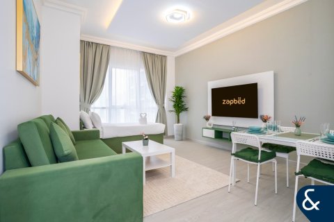 Apartment in Jumeirah Lake Towers, Dubai 1 bedroom, 67 sq.m. № 76541 - photo 1